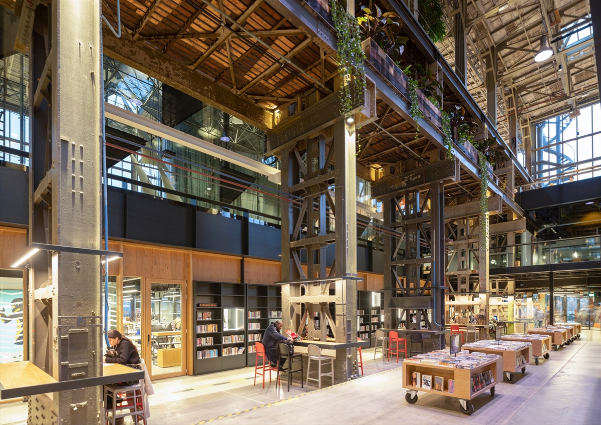 15 01 2019 Mecanoo completes interior design for LocHal, a world-class library for Tilburg 3